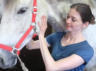 chiropractor Imke van Loon